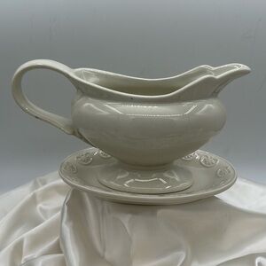 Pottery Barn gravy boat and under plate